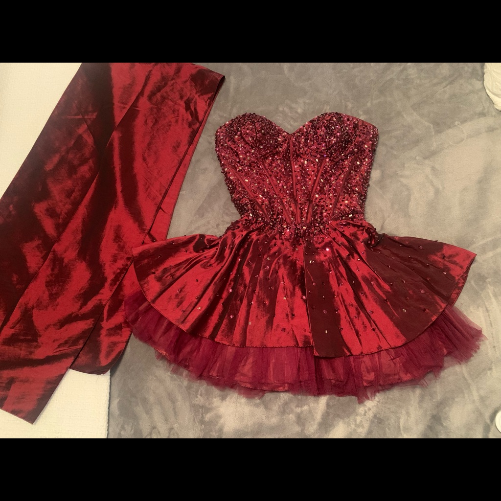 Size Xs Burgundy Embellished Strapless Corset Dress With Matching Shawl